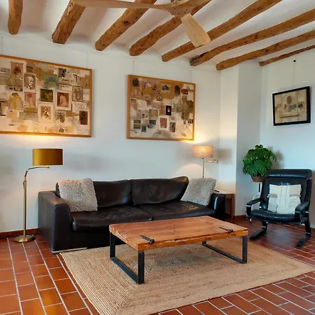 Holiday home Les Voltes Ii - 3bd Gem In Hilltop Wine Village With Amazing Views *