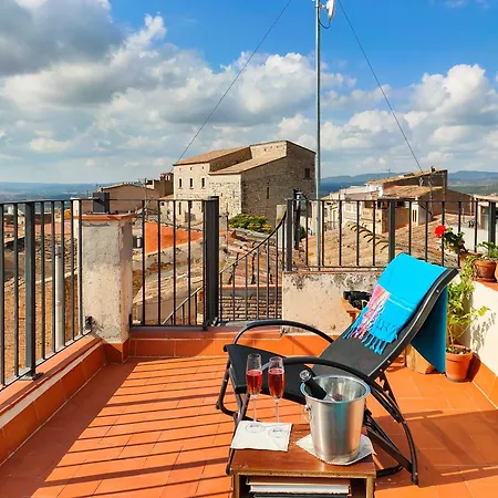Les Voltes Ii - 3bd Gem In Hilltop Wine Village With Amazing Views Holiday home