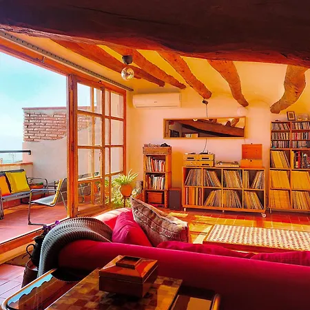 Les Voltes Ii - 3bd Gem In Hilltop Wine Village With Amazing Views Holiday home